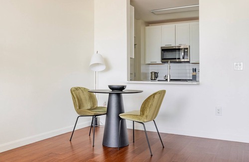 Cambridgeport Apartment | Blueground | Central Square, garden, nr Harvard