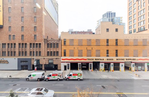 Chelsea Apartment | Blueground | Chelsea, rooftop, nr High Line