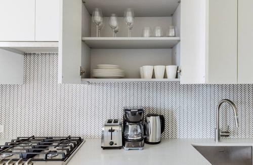 Chelsea Apartment | Blueground | Chelsea, rooftop pool, nr High Line