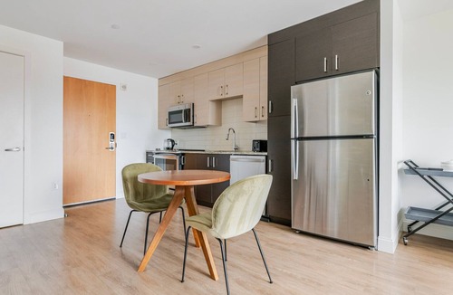 Downtown Boston Apartment | Blueground | Chinatown, rooftop, nr Boston Common