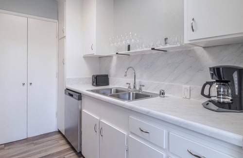 University South Apartment | Blueground | Crescent Park, view, nr Stanford