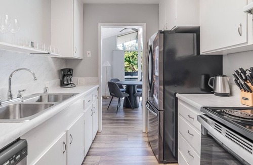 University South Apartment | Blueground | Crescent Park, view, nr Stanford