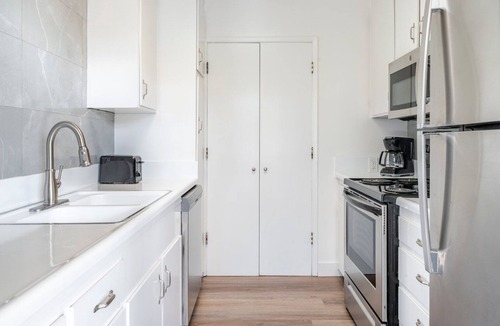 University South Apartment | Blueground | Crescent Park, view, nr Stanford