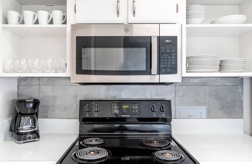 University South Apartment | Blueground | Crescent Park, view, nr Stanford