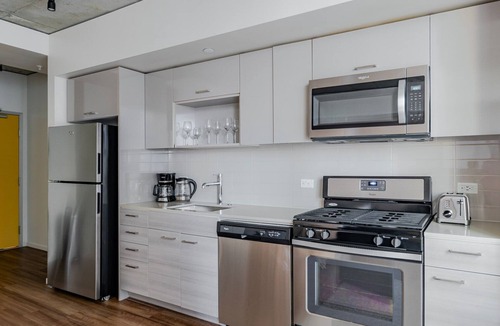 Belltown Apartment | Blueground | Denny Triangle, pool, nr Pike Place