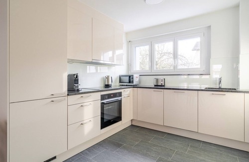 Dietikon District Apartment | Blueground | Dietikon, balcony, nr Park