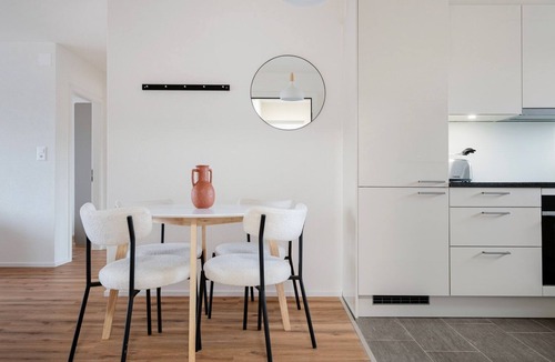 Dietikon District Apartment | Blueground | Dietikon, balcony, nr Park