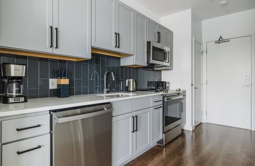 Neponset - Port Norfolk Apartment | Blueground | Dorchester 2bd apartment