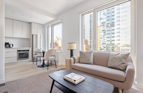 Downtown Brooklyn Apartment | Blueground | Downtown Brooklyn, rooftop, nr Brooklyn Bridge