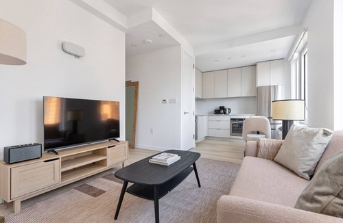 Downtown Brooklyn Apartment | Blueground | Downtown Brooklyn, rooftop, nr Brooklyn Bridge