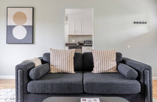 Downtown North Apartment | Blueground | Downtown North, view, nr Park