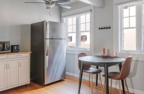 Downtown North Apartment | Blueground | Downtown North, view, nr Park