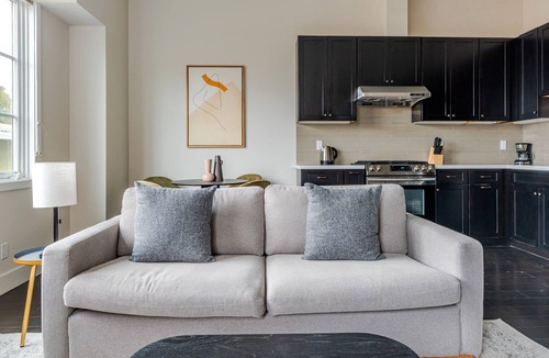 Downtown Burlingame Apartment | Blueground | Downtown, view, nr Central Park
