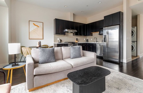 Downtown Burlingame Apartment | Blueground | Downtown, view, nr Central Park