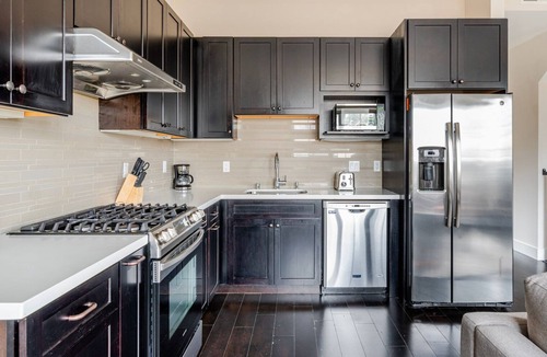 Downtown Burlingame Apartment | Blueground | Downtown, view, nr Central Park