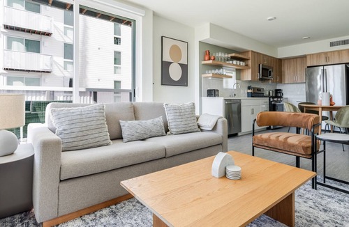 Downtown Berkeley Apartment | Blueground | Dtwn Berkeley, AC, nr UC Campus