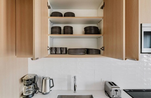 East Somerville Apartment | Blueground | East Somerville, rooftop, nr Park