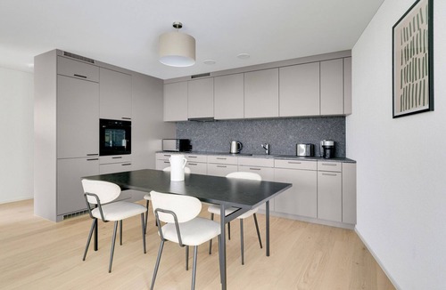 Enge Apartment | Blueground | Enge, terrace, nr Lake Zurich