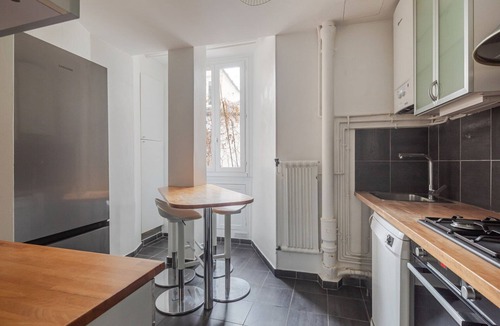 Epinettes Apartment | Blueground | Épinettes, view, nr Parc Monceau