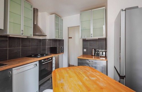 Epinettes Apartment | Blueground | Épinettes, view, nr Parc Monceau