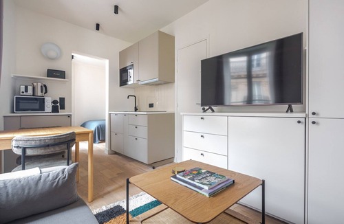 Epinettes Apartment | Blueground | Épinettes, wifi, nr Parc Monceau