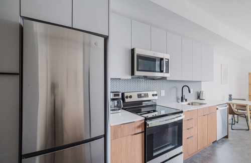 Atlantic Apartment | Blueground | First Hill, w/d, nr Chinatown