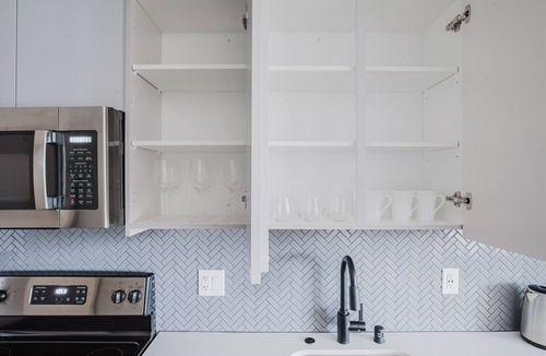 Atlantic Apartment | Blueground | First Hill, w/d, nr Chinatown
