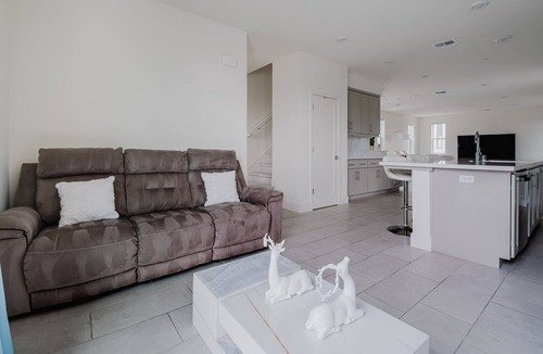 Fremont Apartment | Blueground | Fremont, pool & w/d, nr park