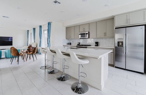 Fremont Apartment | Blueground | Fremont, pool & w/d, nr park