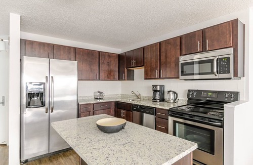 Rush and Division Apartment | Blueground | Gold Coast, AC, nr Hancock Center