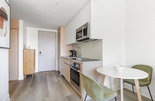 Gowanus Apartment | Blueground | Gowanus, gym & w/d, nr park