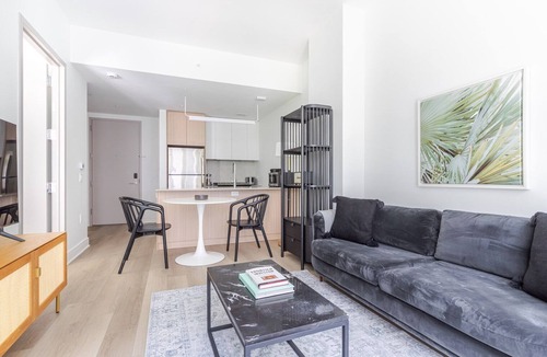 Gowanus Apartment | Blueground | Gowanus, pool & w/d, nr park