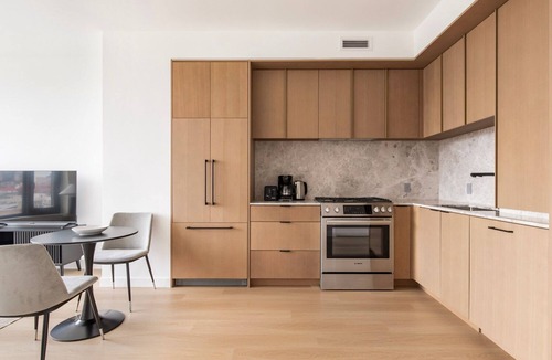 Gowanus Apartment | Blueground | Gowanus, rooftop pool, nr Prospect Park