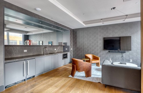 Gramercy Apartment | Blueground | Gramercy Park, rooftop, nr Flatiron