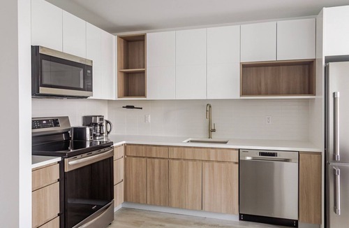 Firms Apartment | Blueground | Greenpoint, pool, nr McCarren Park