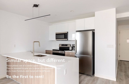 Firms Apartment | Blueground | Greenpoint, pool, nr East River