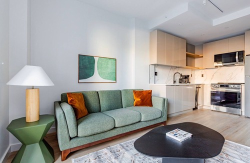 Greenpoint Apartment | Blueground | Greenpoint, rooftop, nr Transmitter Park