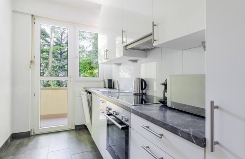 Hottingen Apartment | Blueground | Hottingen, view, nr Zurich Lake