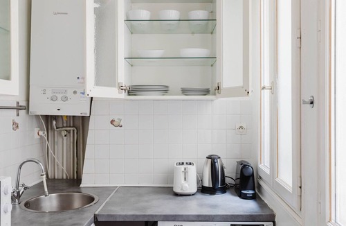 Odeon Apartment | Blueground | Jardin du Luxembourg, fully furnished