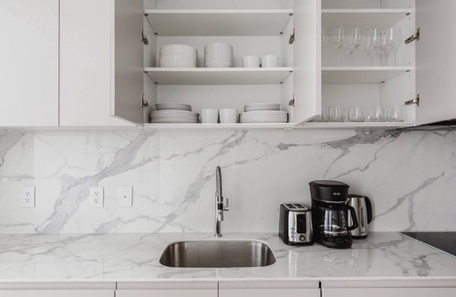 Powerhouse Arts District Apartment | Blueground | Jersey City, EV charging, nr park