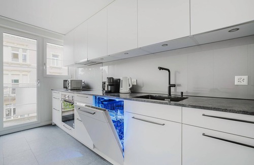 Meilen District Apartment | Blueground | Küsnacht, fully furnished + w/d
