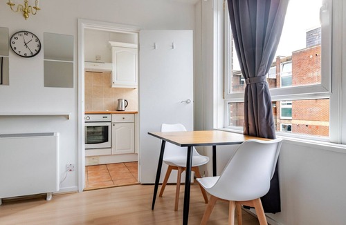 Kennington Apartment | Blueground | Lambeth, wifi, nr Kennington Park