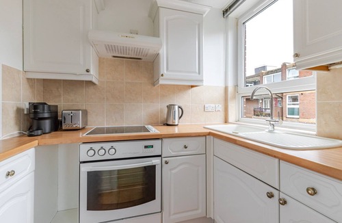 Kennington Apartment | Blueground | Lambeth, wifi, nr Kennington Park