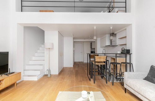 3rd Arrondissement House | Blueground | Le Marais, elev & w/d, nr Pompidou