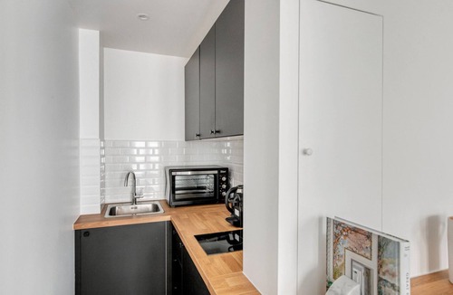 Quartier Sainte-Avoye Apartment | Blueground | Les Halles, renovated & furnished