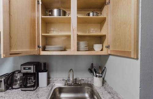 Mission Hill Apartment | Blueground | Longwood 2bd apartment