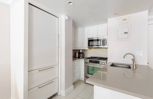 Manhattan Valley Apartment | Blueground | Manhattan Valley, AC, nr park