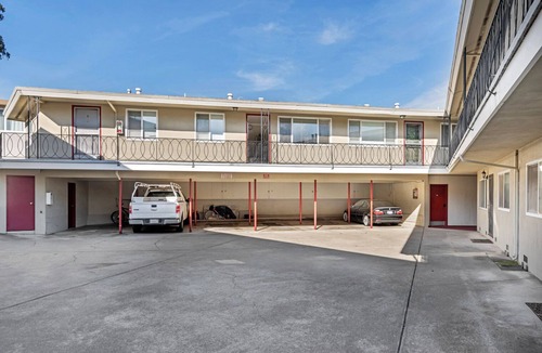 Millbrae Apartment | Blueground | Millbrae, washer, nr Millbrae Park