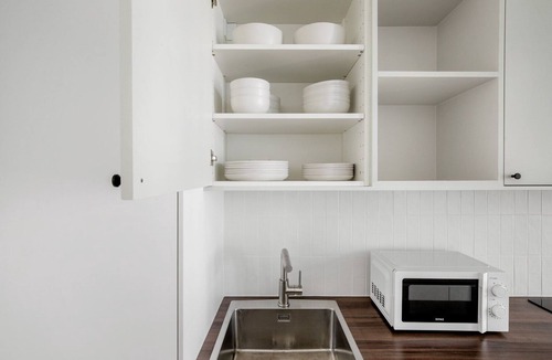 Faubourg-du-Roule Apartment | Blueground | Monceau, close to park
