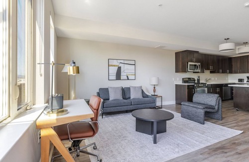 Mountain View Apartment | Blueground | Mountain View, pool, nr Shoreline Park